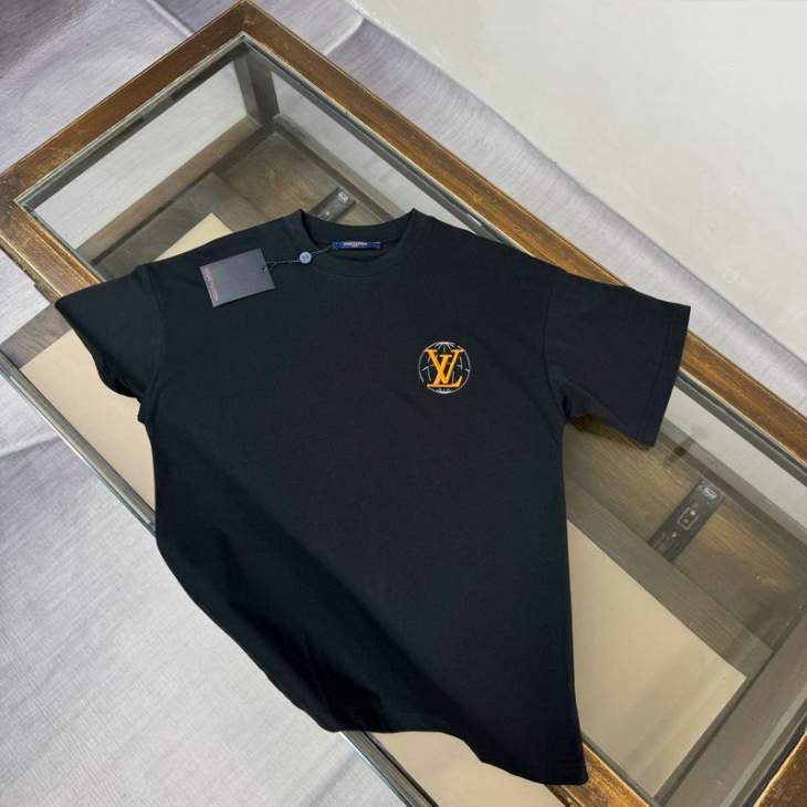 Picture of Louis Vuitton T Shirts Short _SKULVXS-Ltltx2226673